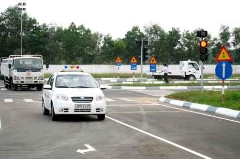 Muốn học lái xe ô tô cần có điều kiện gì? Muốn học lái xe ô tô cần có điều kiện gì?