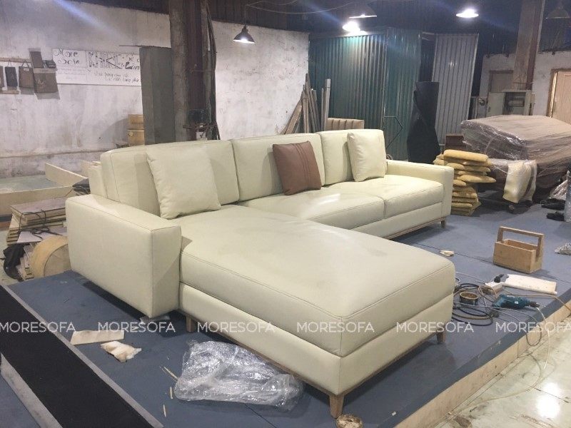Sản xuất hoàn thiện mẫu Sofa L hiện đại bọc da thật cao cấp cho khách hàng ở chung cư Gardenia Hà Nội